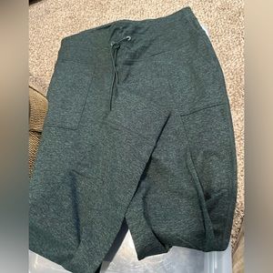 Old Navy stretch leggings with pockets size XL